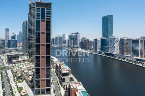 شقة في الخليج التجاري, دبي 4 غرف نوم, 402.55 م² رقم 144263