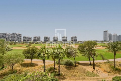 Appartement à DAMAC Hills (Akoya by DAMAC), Dubai, 2 chambres, 178.1 m², № 144128