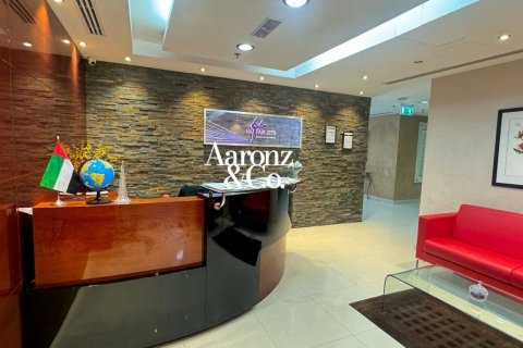 Office in Business Bay, Dubai 189 sq.m. № 143767 - photo 2