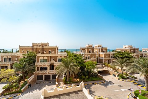 Appartement à Palm Jumeirah, Dubai, 2 chambres, 224 m², № 143535