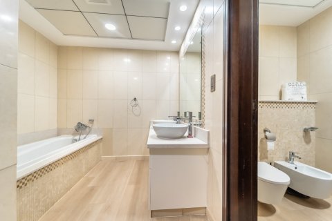 Appartement à Palm Jumeirah, Dubai, 2 chambres, 224 m², № 143535 - photo 17