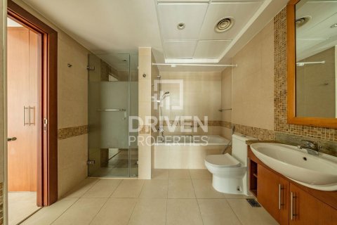 Apartment in The Fairways, The Views, Dubai 1 bedroom, 72.28 sq.m. № 145082 - photo 9