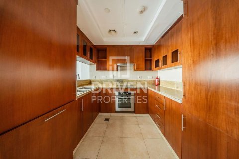 Apartment in The Fairways, The Views, Dubai 1 bedroom, 72.28 sq.m. № 145082 - photo 7