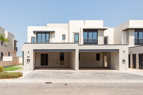 Townhouse in Jebel Ali, Dubai 4 bedrooms, 296.73 sq.m. № 145783 - photo 3