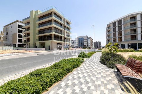 بناية في دبي 750.01 م² رقم 144131