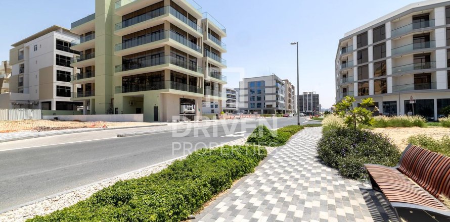 بناية في دبي 750.01 م² رقم 144131