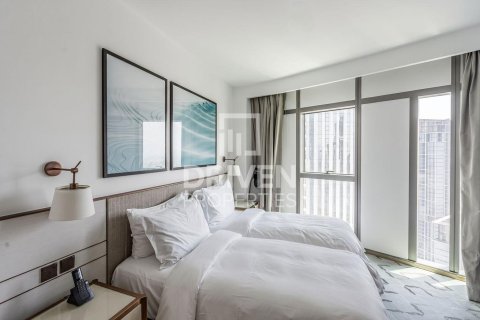 Снять в аренду квартиру в Address Harbour Point, Dubai Creek Harbour (The Lagoons), Дубай: 2 спальни, 104.33м², № 145288 - фото 5