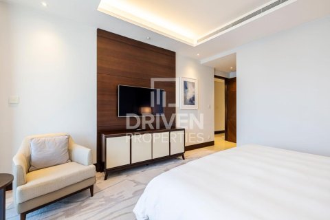 Apartment in The Address Sky View Towers, Downtown Dubai (Downtown Burj Dubai), Dubai 2 bedrooms, 157.84 sq.m. № 145506 - photo 9
