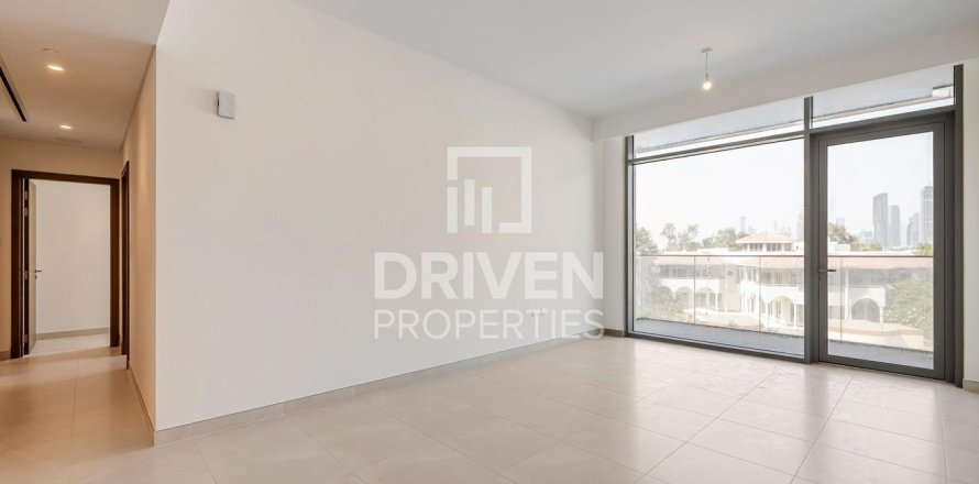 Appartement à Al Wasl, Dubai, 2 chambres, 125.42 m², № 144755