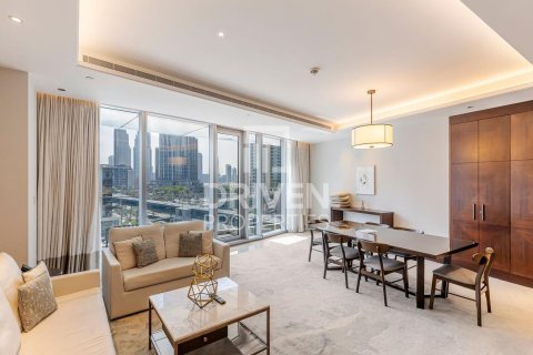 Apartamento en The Address Sky View Towers, Downtown Dubai (Downtown Burj Dubai), Dubai, 2 dormitorios, 157.84 m², № 144158 - foto 2
