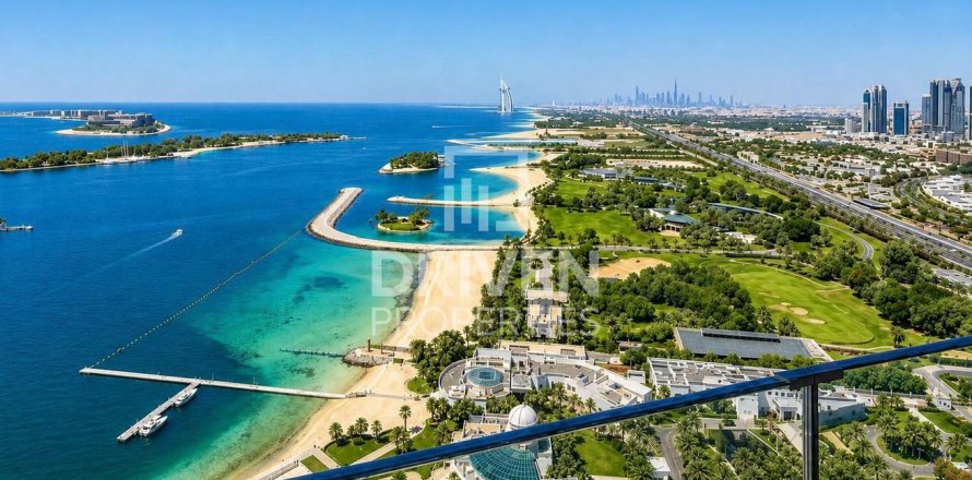 Apartment in Palm Jumeirah, Dubai 2 bedrooms, 131.83 sq.m. № 144933