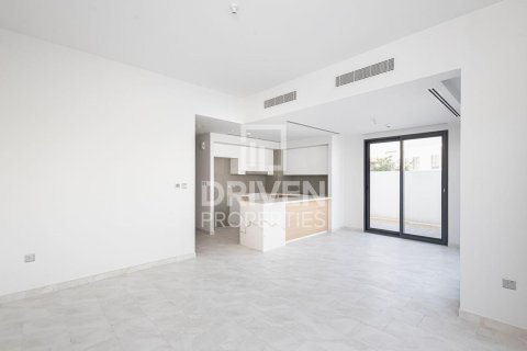 Adosado en Villanova, Dubai Land, Dubai, 4 dormitorios, 233.84 m², № 144538 - foto 4