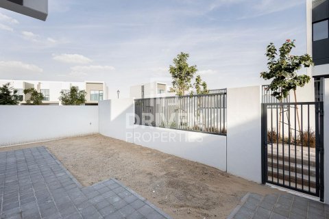 Adosado en Villanova, Dubai Land, Dubai, 4 dormitorios, 233.84 m², № 144538 - foto 9