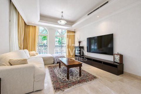 فيلا في فيلات, دبي 4 غرف نوم, 604.06 م² رقم 144423 - صورة 5