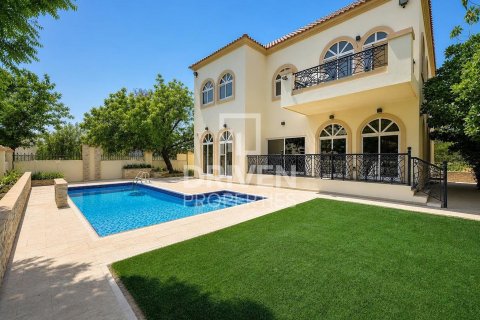 Villa en The Villa, Dubai, 4 dormitorios, 604.06 m², № 144423