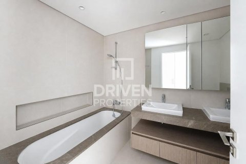 Apartment in The Grand, Dubai Creek Harbour (The Lagoons), Dubai 2 bedrooms, 120.12 sq.m. № 145555 - photo 12