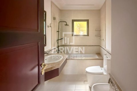 Villa à Canal Cove Villas, Palm Jumeirah, Dubai, 4 chambres, 468.79 m², № 145539 - photo 23
