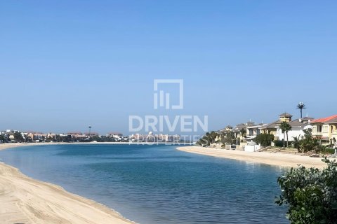 Villa à Canal Cove Villas, Palm Jumeirah, Dubai, 4 chambres, 468.79 m², № 145539 - photo 3