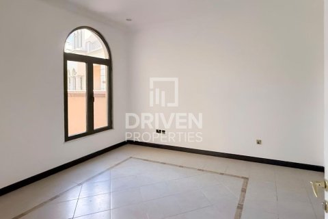 Villa à Canal Cove Villas, Palm Jumeirah, Dubai, 4 chambres, 468.79 m², № 145539 - photo 15