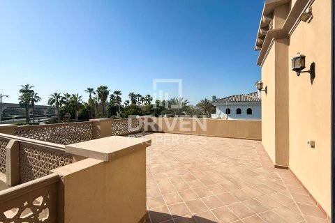 Villa à Canal Cove Villas, Palm Jumeirah, Dubai, 4 chambres, 468.79 m², № 145539 - photo 9