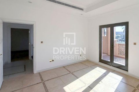 Villa à Canal Cove Villas, Palm Jumeirah, Dubai, 4 chambres, 468.79 m², № 145539 - photo 14