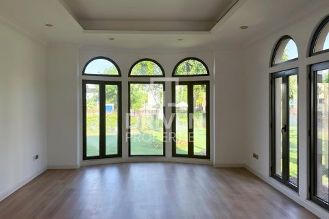Villa à Canal Cove Villas, Palm Jumeirah, Dubai, 4 chambres, 468.79 m², № 145539 - photo 12