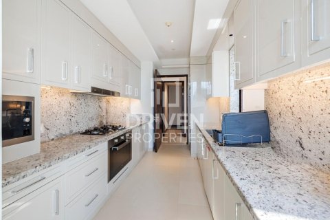 Apartment in The Address Sky View Towers, Downtown Dubai (Downtown Burj Dubai), Dubai 3 bedrooms, 187.76 sq.m. № 145121 - photo 12