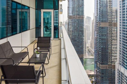 Appartement à Dubai, 2 chambres, 165 m², № 143629