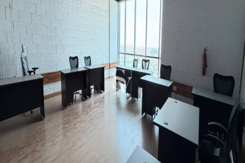 Office in Dubai Silicon Oasis, Dubai 97 sq.m. № 132738