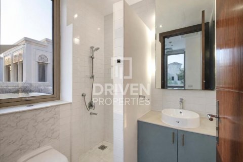Villa en Jasmine Leaf, Al Barari, Dubai, 6 dormitorios, 1017.57 m², № 144741 - foto 19
