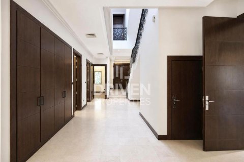 Villa en Jasmine Leaf, Al Barari, Dubai, 6 dormitorios, 1017.57 m², № 144741 - foto 4