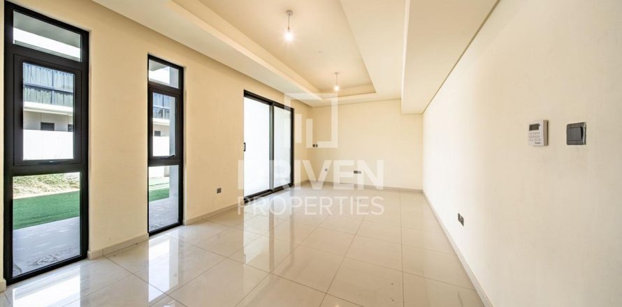 Maison de ville à Dubai, 3 chambres, 174.84 m², № 144804
