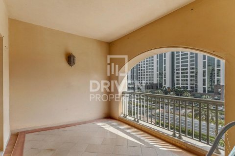 Apartment in Golden Mile, Palm Jumeirah, Dubai 2 bedrooms, 167.97 sq.m. № 144961 - photo 12