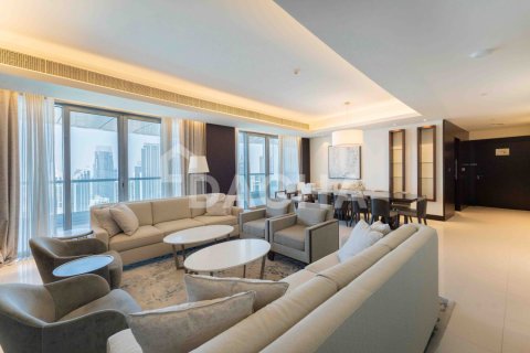 Penthouse in Downtown Dubai (Downtown Burj Dubai), Dubai 4 bedrooms, 429 sq.m. № 143529 - photo 6