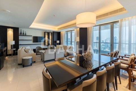 Penthouse in Downtown Dubai (Downtown Burj Dubai), Dubai 4 bedrooms, 429 sq.m. № 143529 - photo 25