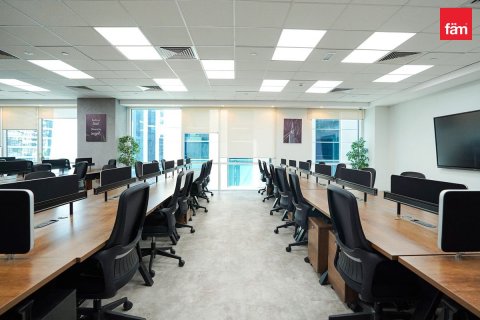 Office in Business Bay, Dubai 181.4 sq.m. № 143702 - photo 7