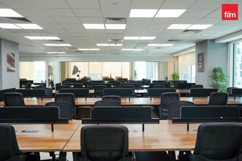 Office in Business Bay, Dubai 181.4 sq.m. № 143702 - photo 22