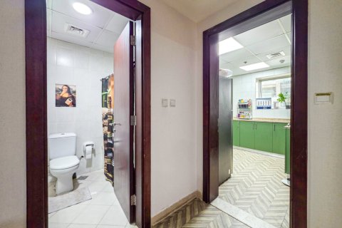 Appartement à Dubai Sports City, Dubai, 2 chambres, 191 m², № 143591 - photo 9