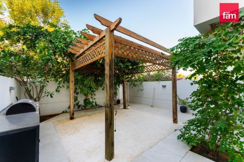 Maison de ville à Dubai, 3 chambres, 168.9 m², № 145929
