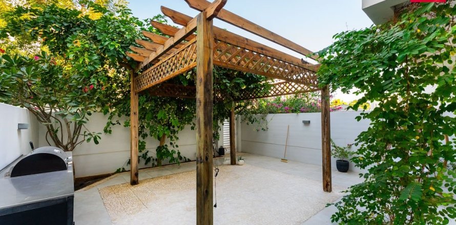 Maison de ville à Dubai, 3 chambres, 168.9 m², № 145929