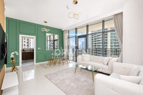 Apartment in BLVD Crescent, Downtown Dubai (Downtown Burj Dubai), Dubai 1 bedroom, 107.67 sq.m. № 145345 - photo 2