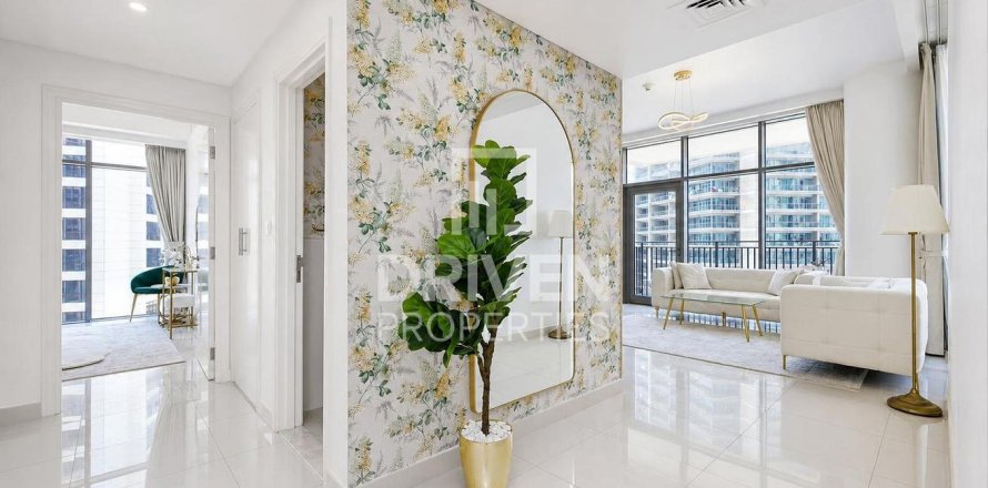 Apartment in BLVD Crescent, Downtown Dubai (Downtown Burj Dubai), Dubai 1 bedroom, 107.67 sq.m. № 145345