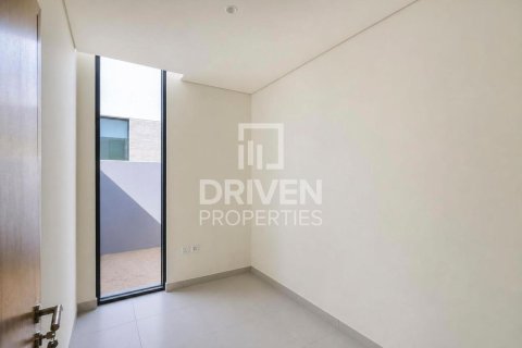 Villa in Dubai Hills Estate, Dubai 5 bedrooms, 649.02 sq.m. № 145043 - photo 9
