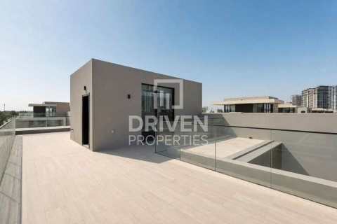 Villa in Dubai Hills Estate, Dubai 5 bedrooms, 649.02 sq.m. № 145043 - photo 28
