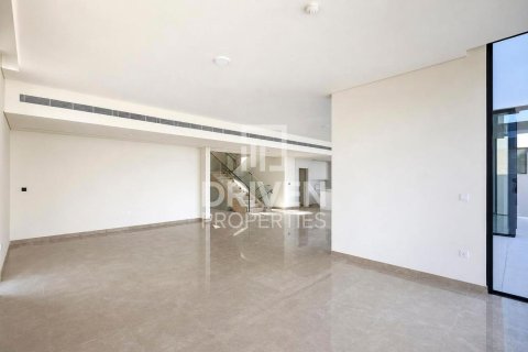 Villa in Dubai Hills Estate, Dubai 5 bedrooms, 649.02 sq.m. № 145043 - photo 4