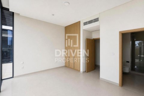 Villa in Dubai Hills Estate, Dubai 5 bedrooms, 649.02 sq.m. № 145043 - photo 8