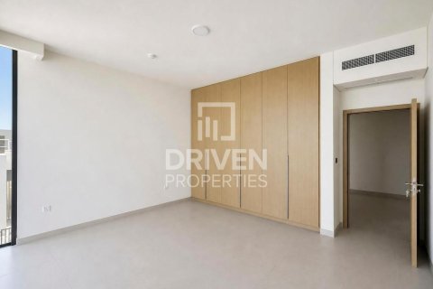 Villa in Dubai Hills Estate, Dubai 5 bedrooms, 649.02 sq.m. № 145043 - photo 17