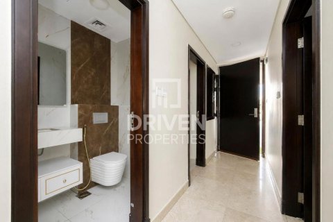 Townhouse in International City, Dubai 3 bedrooms, 154.03 sq.m. № 145625 - photo 9