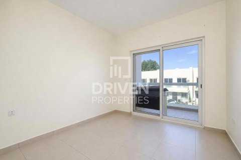 Townhouse in International City, Dubai 3 bedrooms, 154.03 sq.m. № 145625 - photo 14