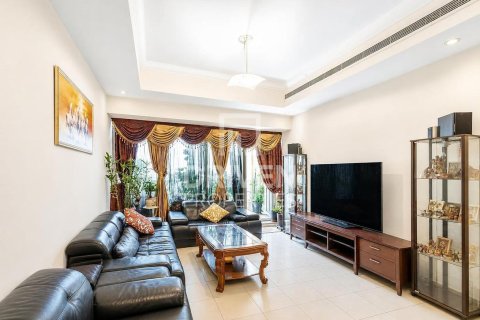 Appartement à Churchill Towers, Business Bay, Dubai, 2 chambres, 136.75 m², № 144688 - photo 2